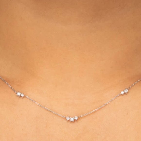 New Mejuri Floating Sapphire Necklace - Picture 3 of 3